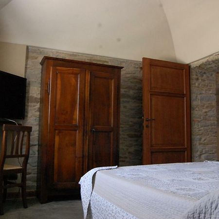 Appartamenti Cenni - Relais Su Lago Varsi المظهر الخارجي الصورة