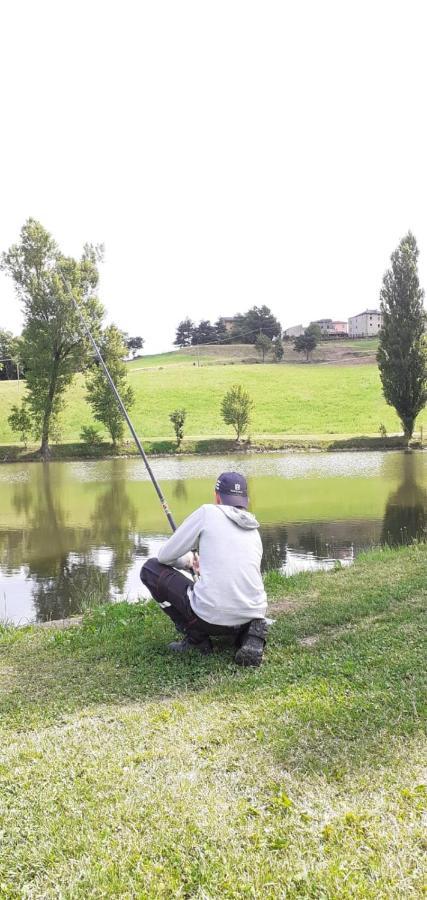 Appartamenti Cenni - Relais Su Lago Varsi المظهر الخارجي الصورة