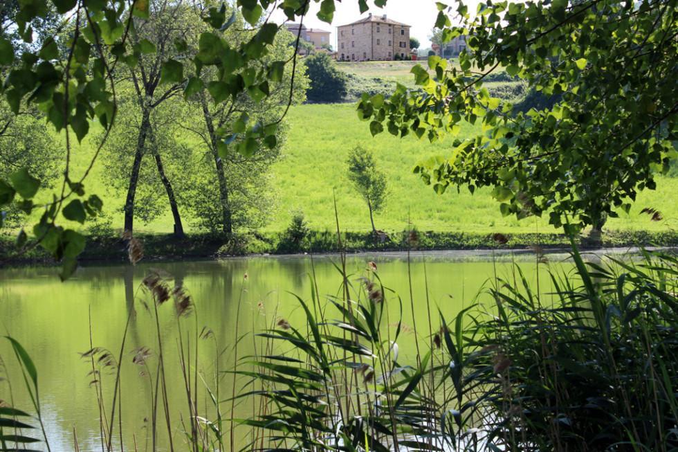 Appartamenti Cenni - Relais Su Lago Varsi المظهر الخارجي الصورة