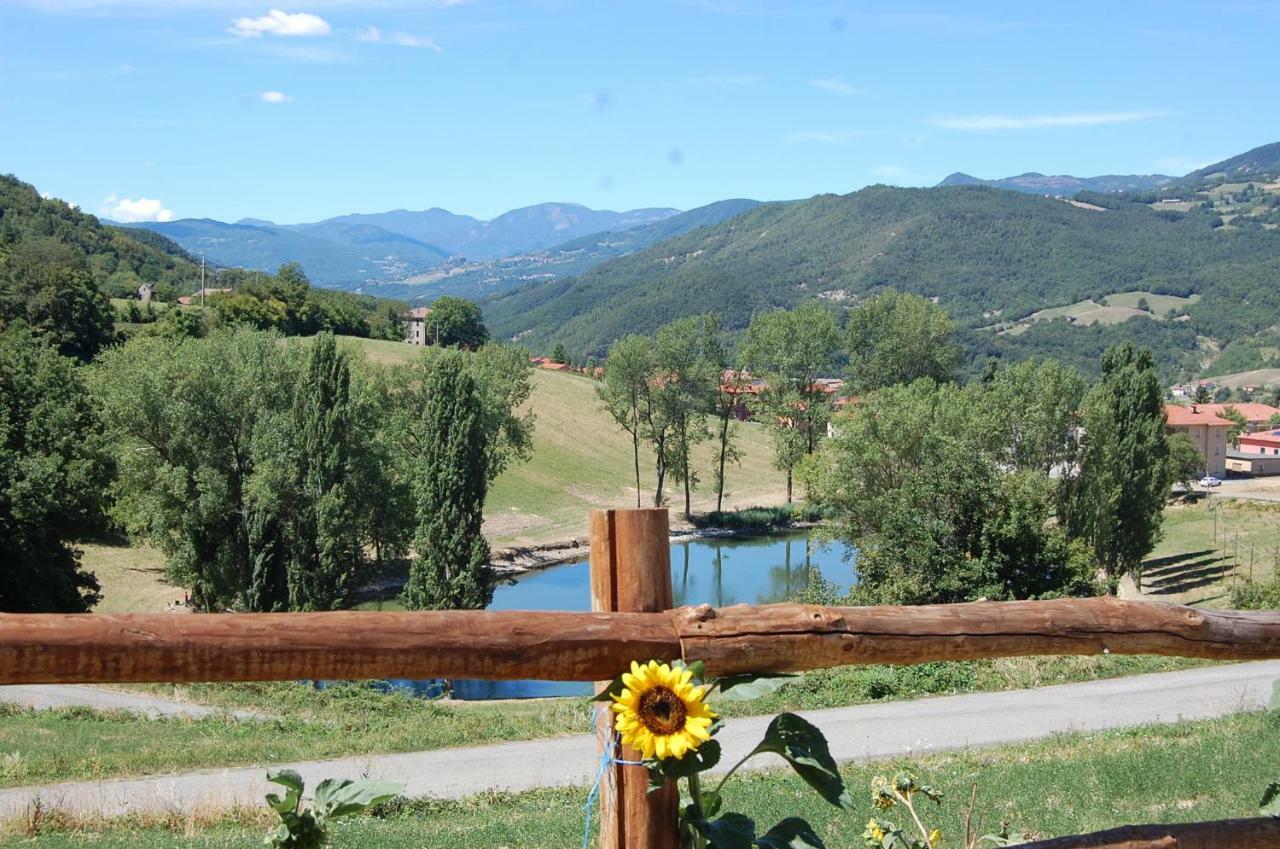 Appartamenti Cenni - Relais Su Lago Varsi المظهر الخارجي الصورة
