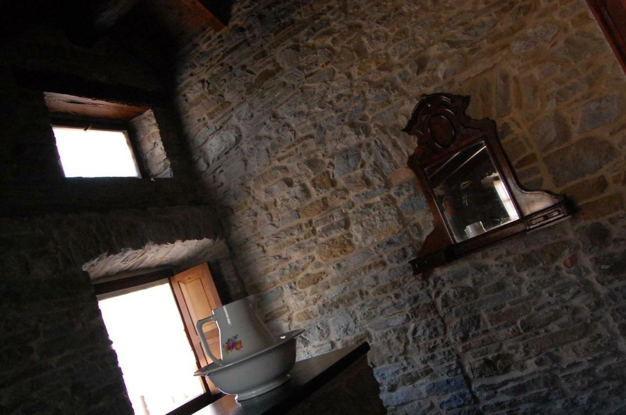 Appartamenti Cenni - Relais Su Lago Varsi المظهر الخارجي الصورة